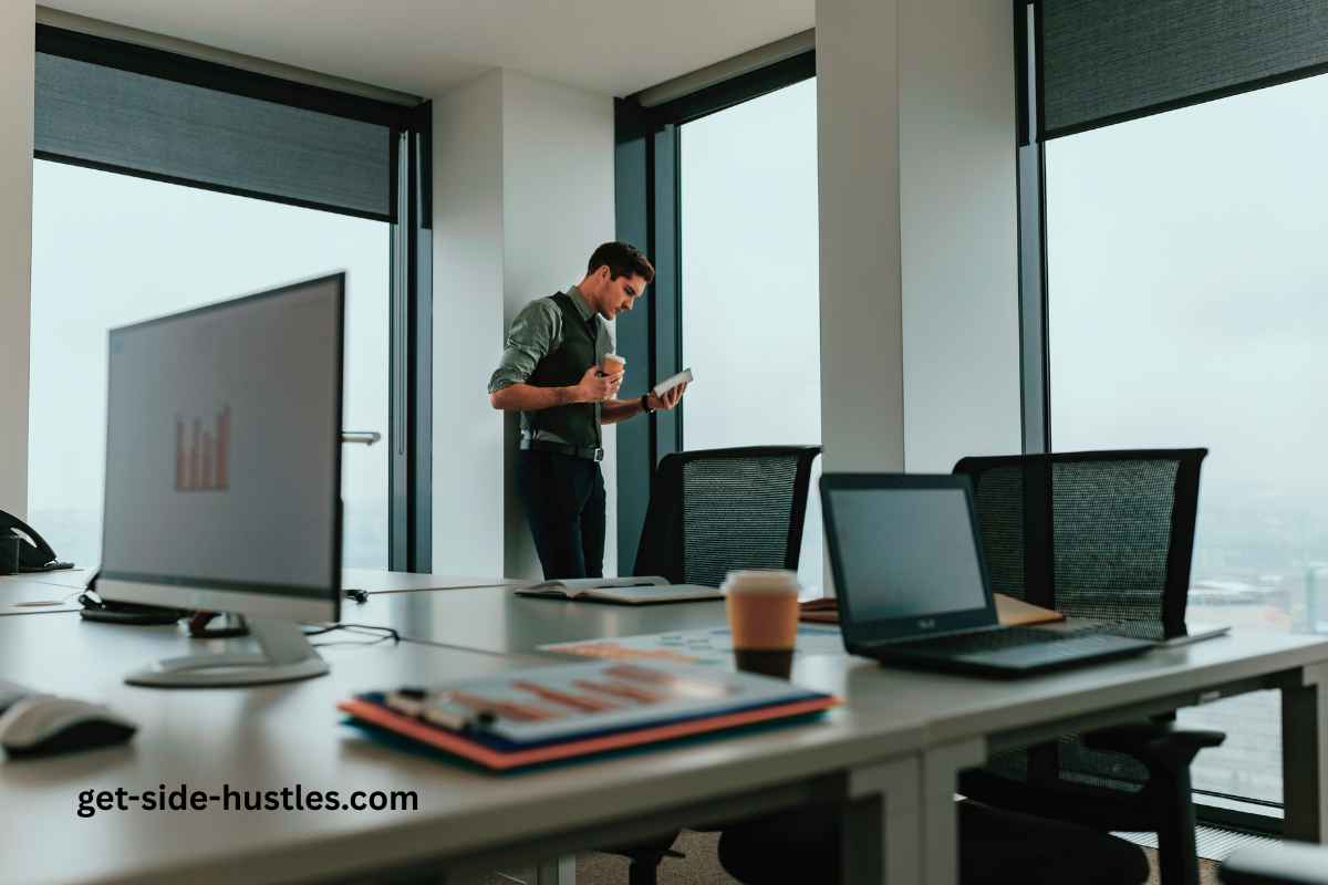 Side Hustle Tools: 8 Tool Categories That Help You Work Smarter
